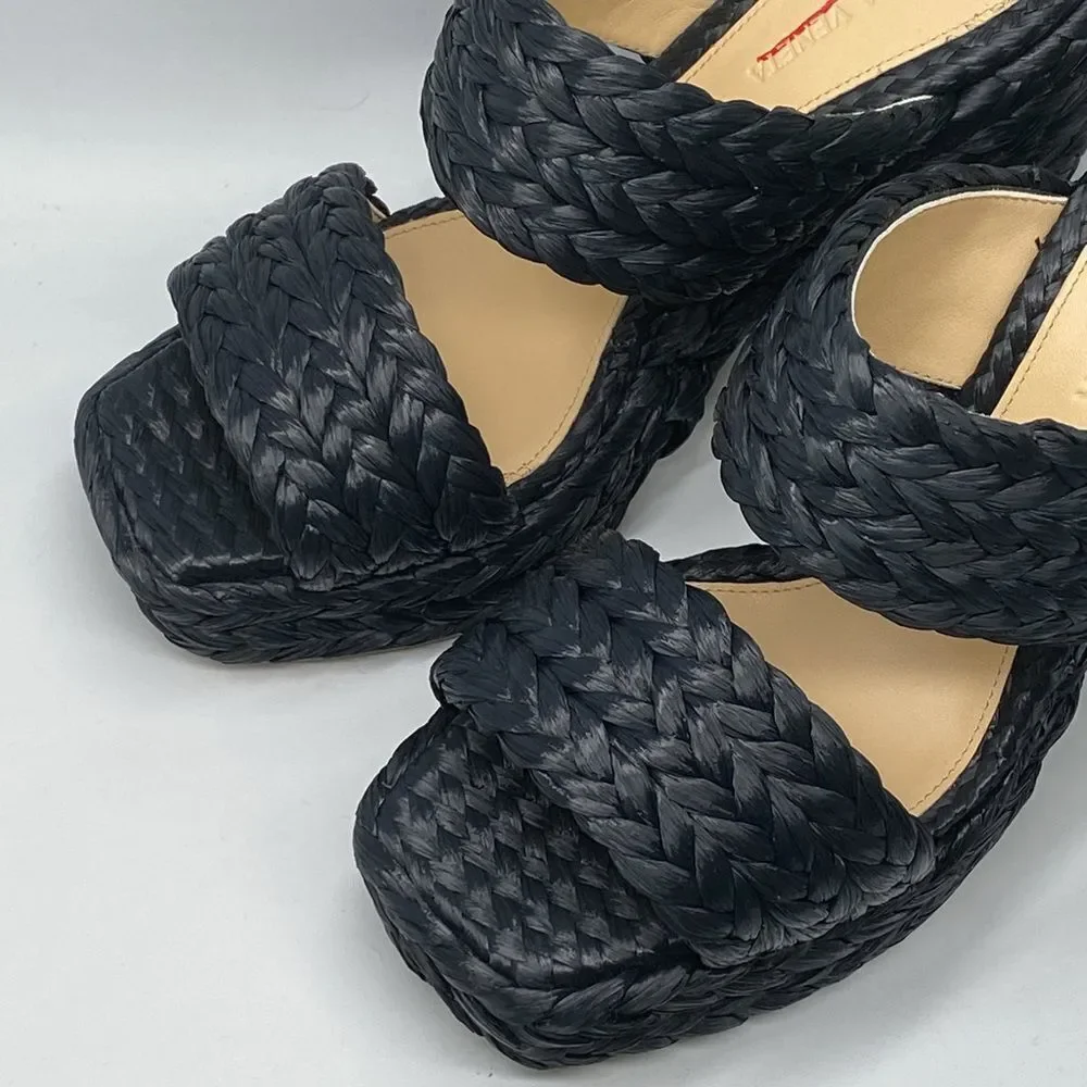 Bottega Veneta Trinity Weave Black Raffia Platform Sandals size 38